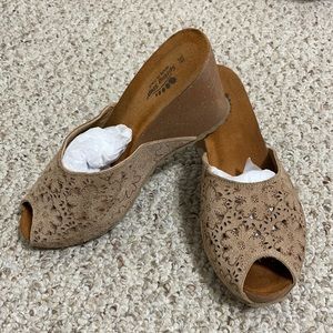 Spring Step Suede Wedge Sandal